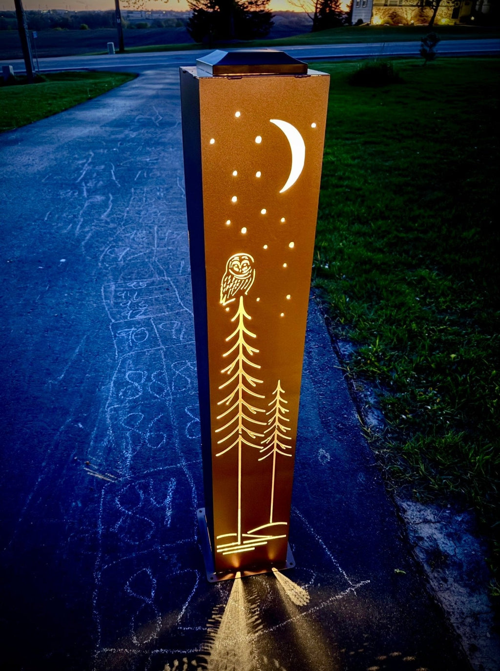 Simple Pine Owl Solar Pillar - Steel - Corten Available