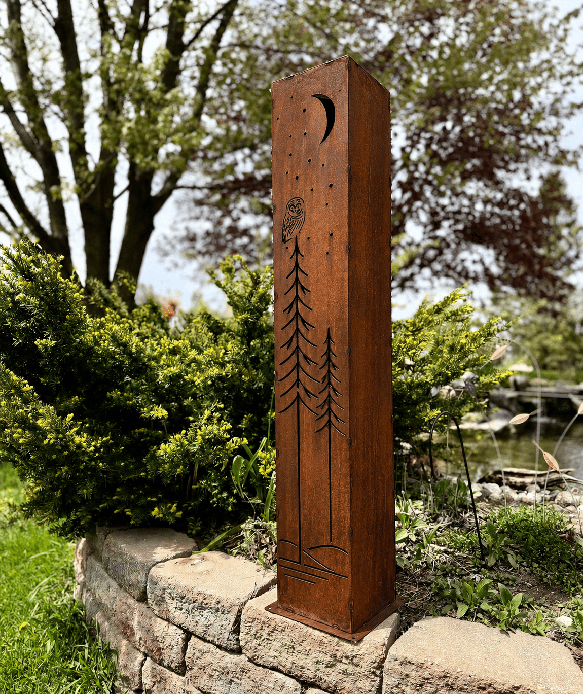 Simple Pine Owl Solar Pillar - Steel - Corten Available