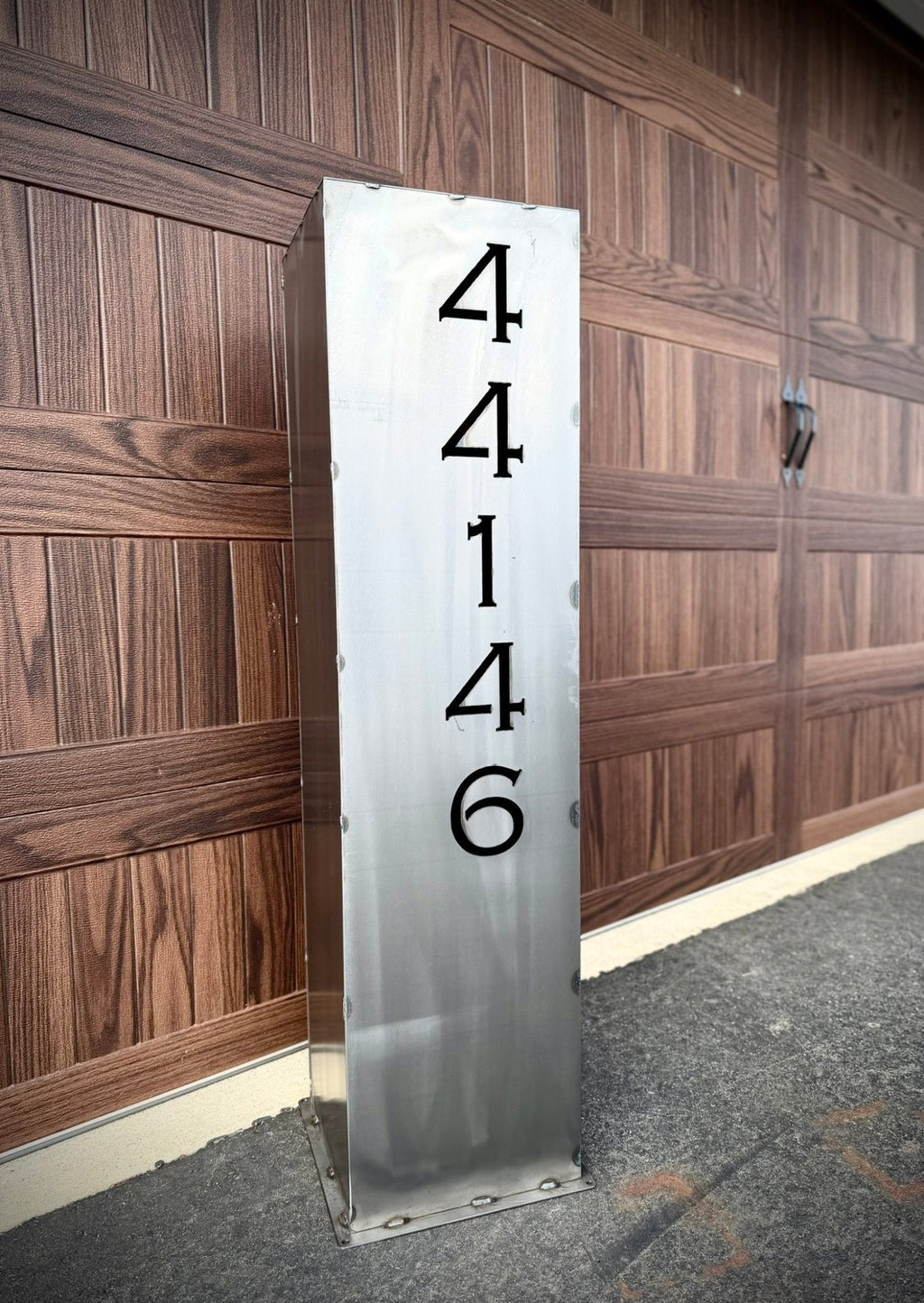 Wide Profile Home Address Solar Pillar - Steel